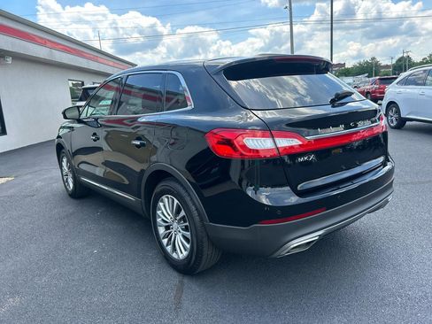 Used 2016 Lincoln MKX Select w/ Select Plus Package FWD image 7