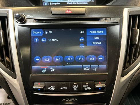 Used 2019 Acura TLX image 17