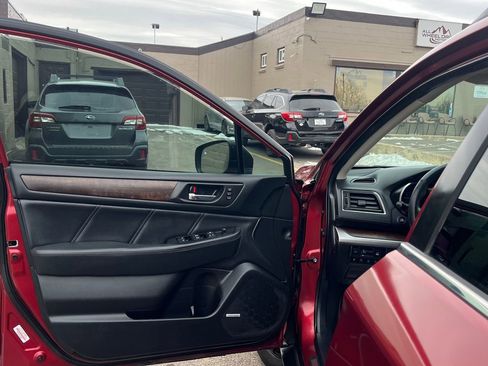 Used 2019 Subaru Outback 3.6R Limited image 10
