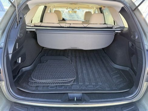 Used 2018 Subaru Outback 2.5i Limited image 5