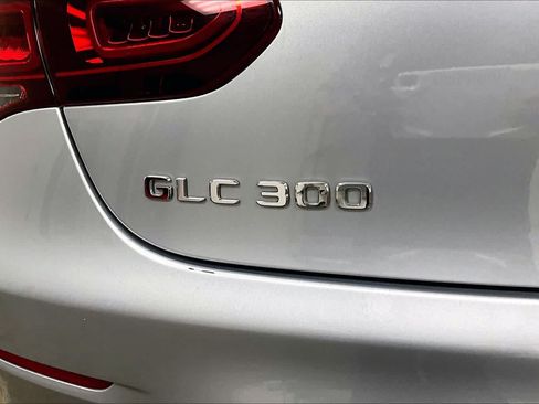 Used 2023 Mercedes-Benz GLC 300 4MATIC Coupe image 33