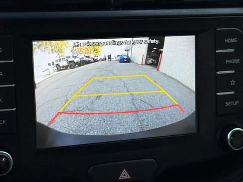 Used 2020 Kia Soul LX FWD image 39