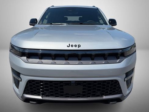 New 2026 Jeep Grand Wagoneer Limited AWD/4WD image 7
