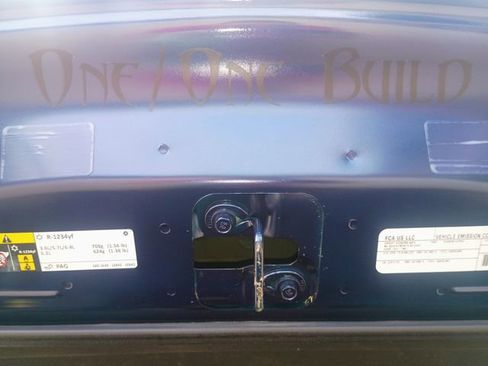 Used 2017 Dodge Challenger R/T Scat Pack w/ Leather Interior Group RWD image 66