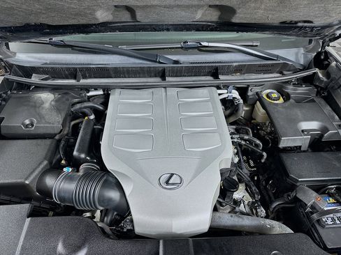 Used 2018 Lexus GX 460 image 35