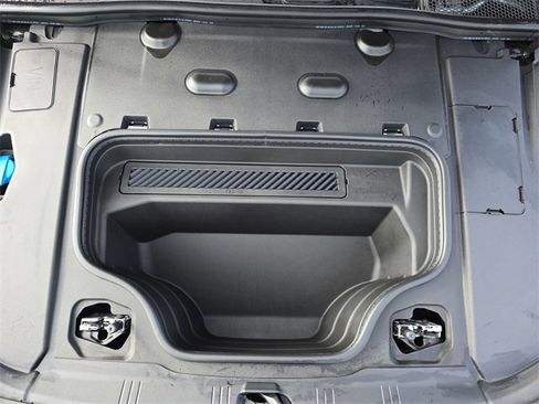 Certified 2025 Audi S6 e-tron Premium Plus w/ Premium Plus image 34