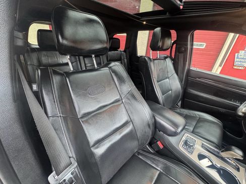 Used 2016 Jeep Grand Cherokee Overland w/ Advanced Technology Group image 27