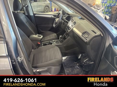 Used 2022 Volkswagen Tiguan S image 33