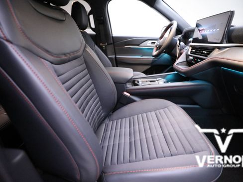 New 2025 Ford Explorer ST-Line w/ Premium Package image 11