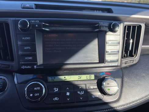 Used 2018 Toyota RAV4 XLE image 9