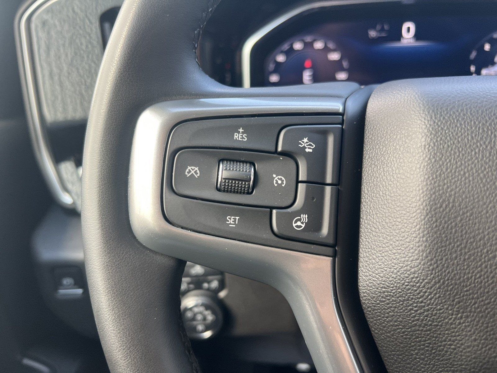 Used 2024 Chevrolet Silverado 2500 LT RWD image 25