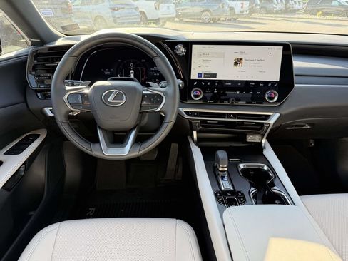 Used 2026 Lexus RX 350 Premium Plus w/ Convenience Package AWD/4WD image 8