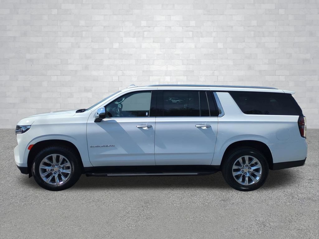 Used 2024 Chevrolet Suburban Premier RWD image 9