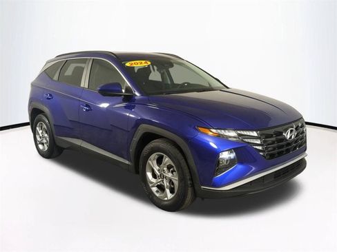 Used 2024 Hyundai Tucson SEL FWD image 2