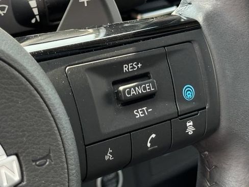 Certified 2023 Nissan Rogue SV w/ SV Premium B Package AWD/4WD image 18
