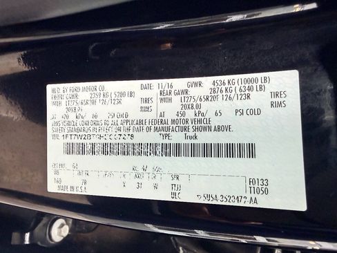 Used 2017 Ford F250 Platinum w/ FX4 Off-Road Package AWD/4WD image 38