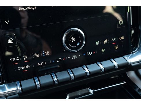 New 2026 GMC Yukon XL Denali image 28