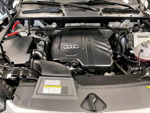 Used 2023 Audi Q5 2.0T Premium w/ Convenience Package AWD/4WD image 34