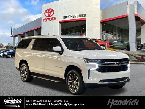 Used 2022 Chevrolet Suburban LS w/ Driver Alert Package RWD image 1