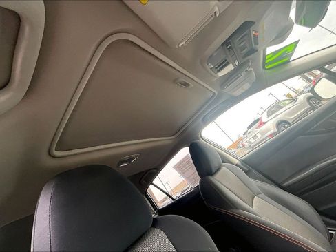 Used 2021 Subaru Crosstrek 2.0i Premium w/ Moonroof Package image 22