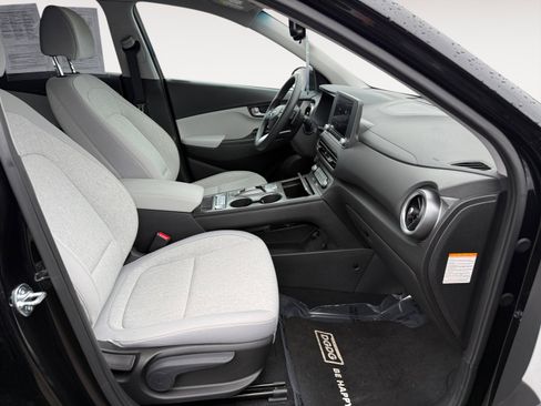 Certified 2023 Hyundai Kona SE image 19