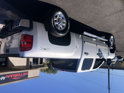 Used 2011 Chevrolet Silverado 3500 LT w/ Interior Plus Package image 4