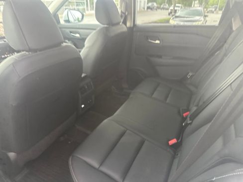 Used 2024 Nissan Rogue SL w/ SL Premium Package AWD/4WD image 12