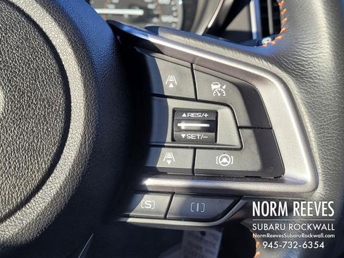Used 2023 Subaru Crosstrek 2.0i Premium image 8