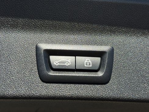 Used 2019 BMW X3 xDrive30i w/ Executive Package image 11