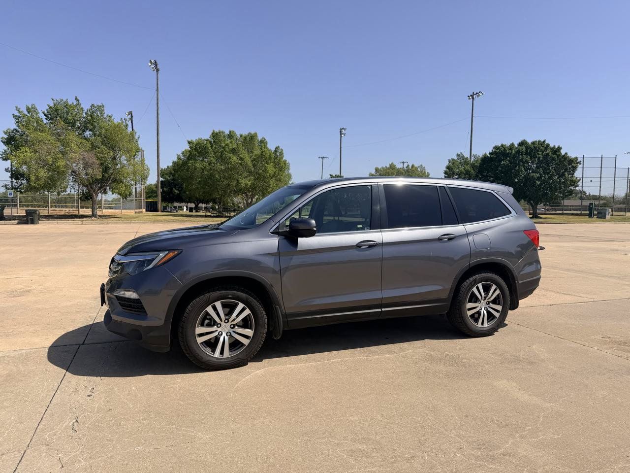 Used 2016 Honda Pilot EX-L image 2