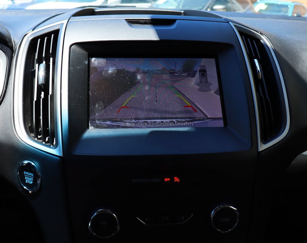 Used 2020 Ford Edge SEL AWD/4WD image 48