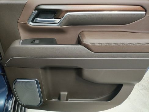 New 2026 GMC Sierra 2500 Denali w/ Denali Reserve Package image 14