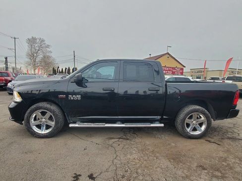 Used 2018 RAM 1500 Express w/ Express Value Package image 2