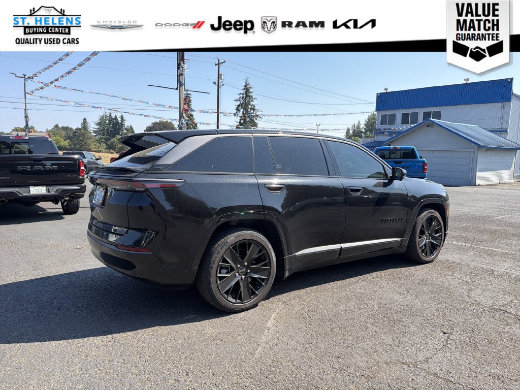 Used 2024 Jeep Wagoneer Limited AWD/4WD image 8