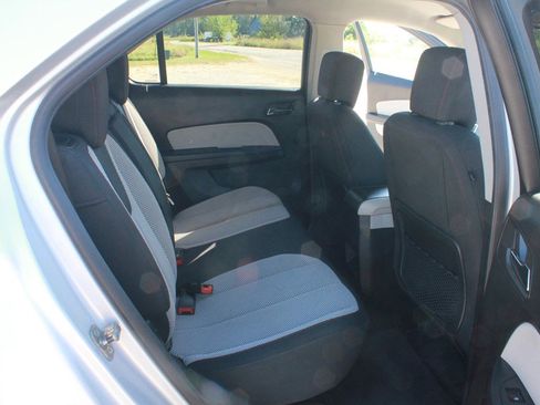 Used 2010 Chevrolet Equinox LT AWD/4WD image 33
