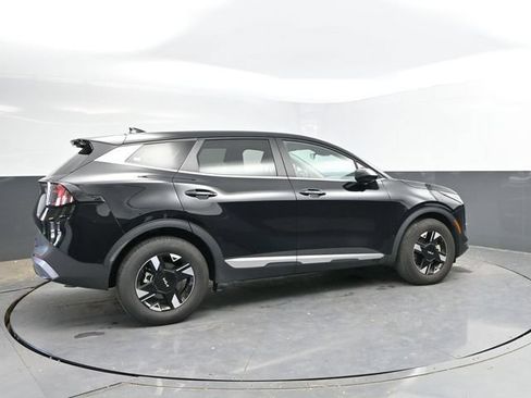 Used 2026 Kia Sportage LX AWD/4WD image 2