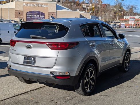 Used 2020 Kia Sportage LX image 6