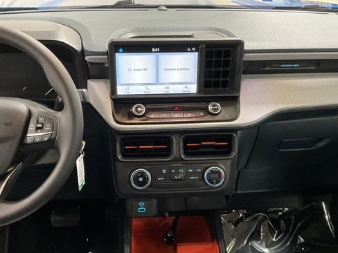 Used 2022 Ford Maverick XLT FWD image 8
