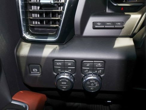 New 2026 GMC Sierra 1500 Denali Ultimate AWD/4WD image 29