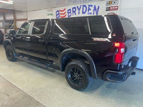 Used 2022 Chevrolet Silverado 1500 LT Trail Boss w/ Convenience Package II image 8