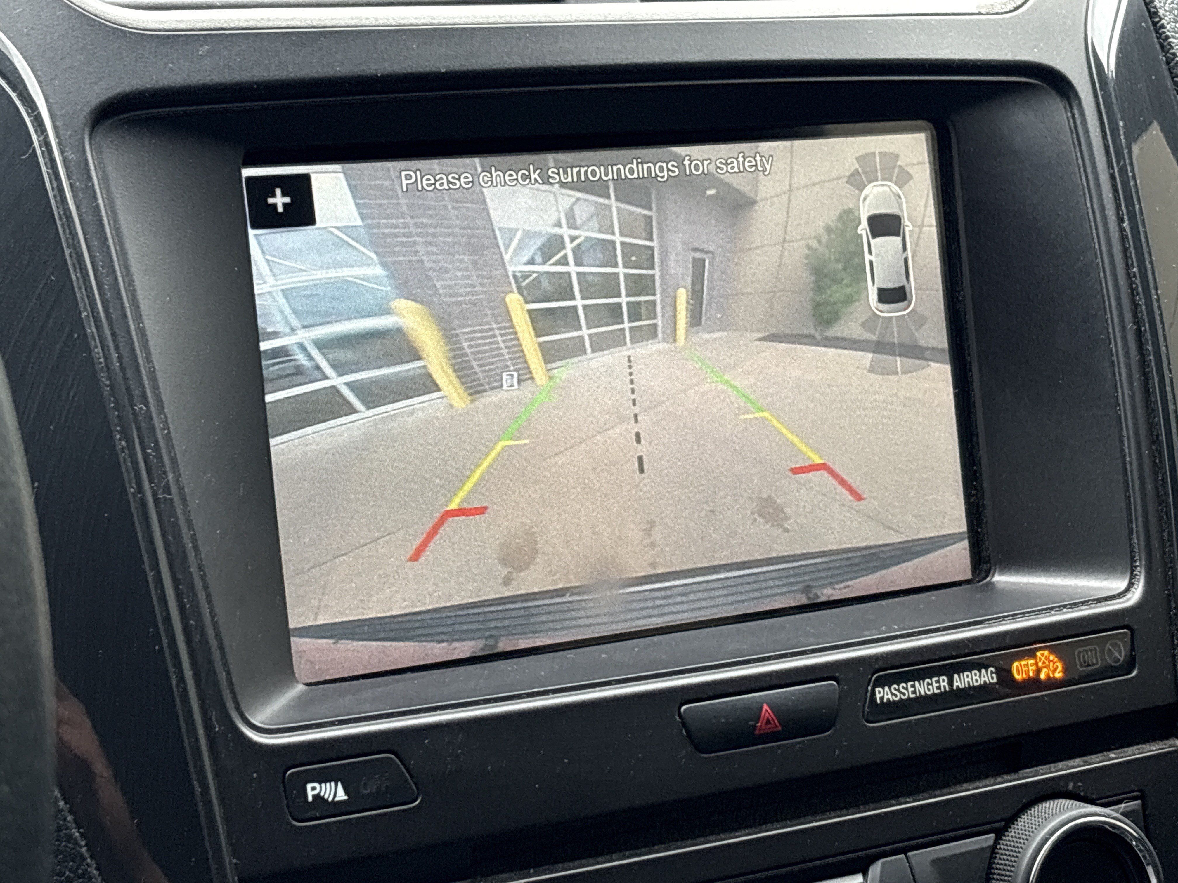 Used 2018 Ford Explorer XLT w/ Equipment Group 202A FWD image 25
