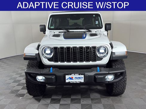 Used 2025 Jeep Wrangler Unlimited Rubicon 4xe AWD/4WD image 4