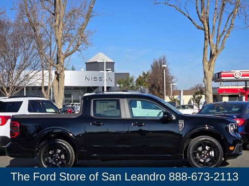 New 2026 Ford Maverick Lobo image 8