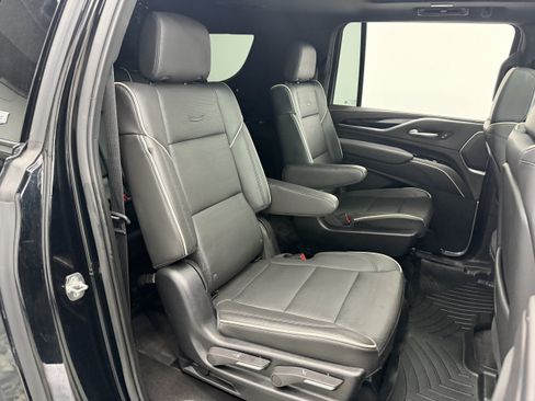 Used 2022 Cadillac Escalade ESV Sport w/ Touring Package AWD/4WD image 25