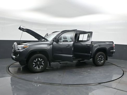 Used 2023 Toyota Tacoma TRD Off-Road image 49