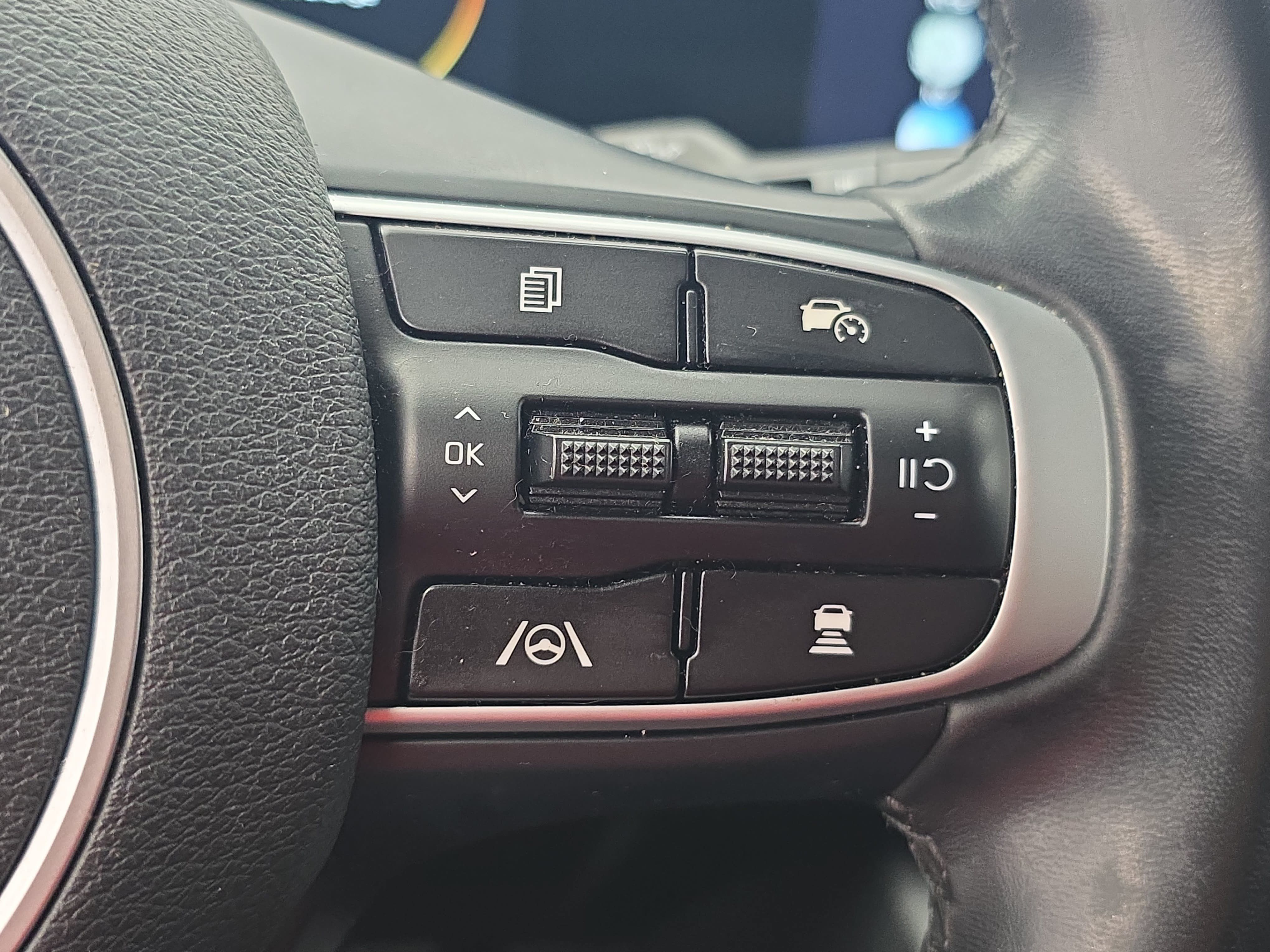 Used 2024 Kia Sportage SX FWD image 18