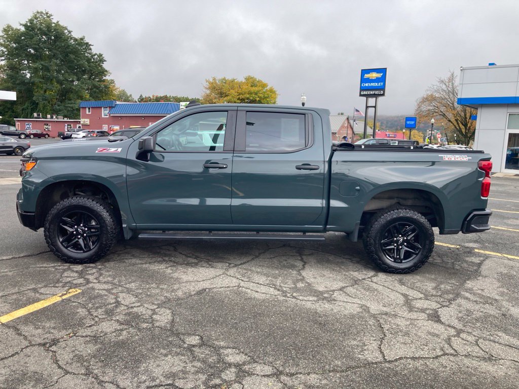 Used 2025 Chevrolet Silverado 1500 Custom Trail Boss AWD/4WD image 24