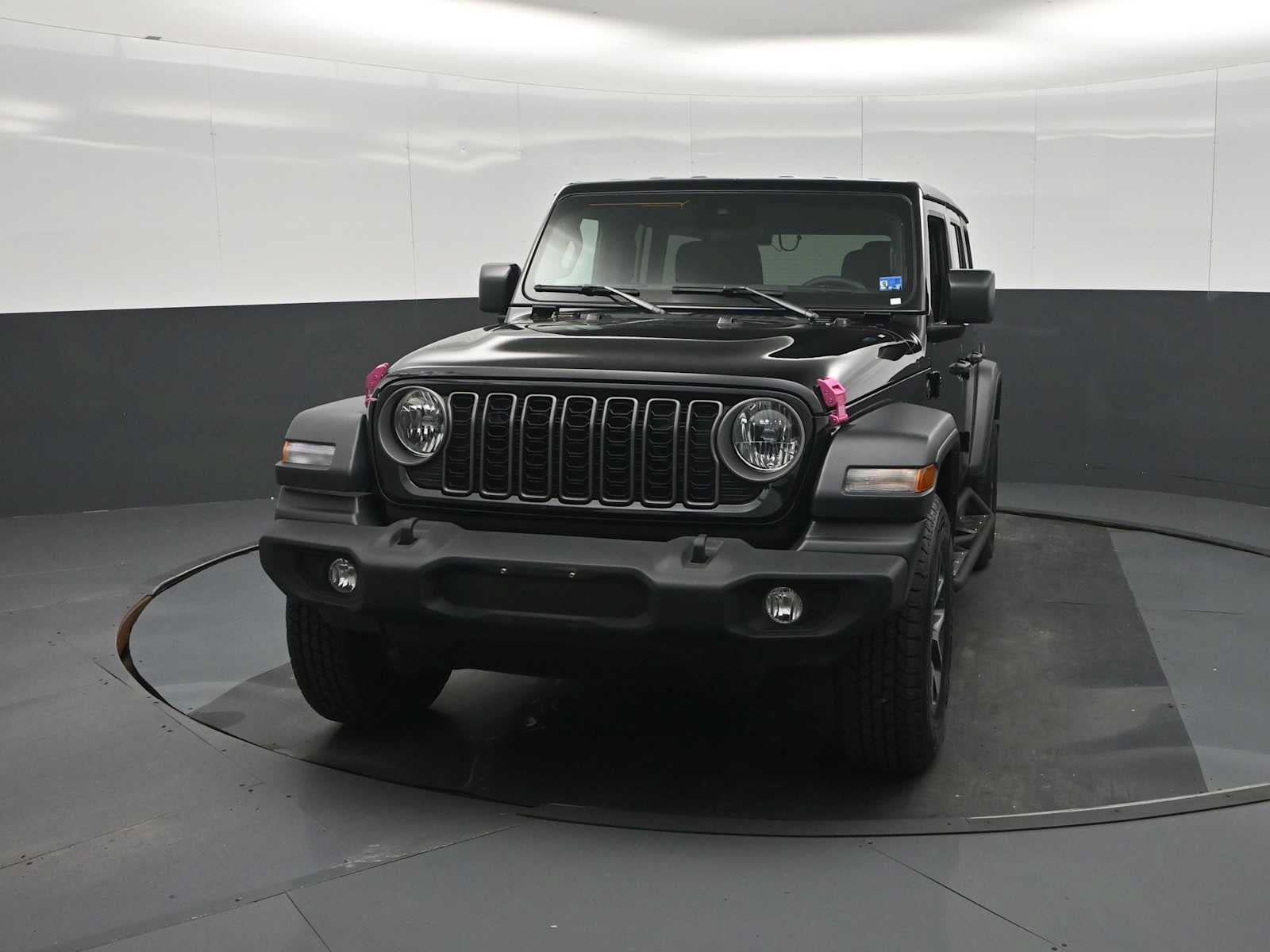 Used 2024 Jeep Wrangler Unlimited Sport AWD/4WD image 5