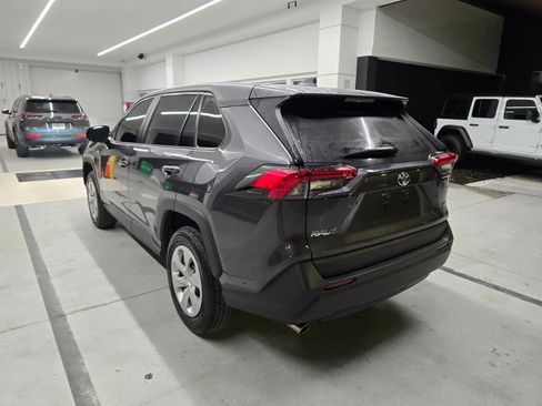 Used 2024 Toyota RAV4 LE FWD image 4