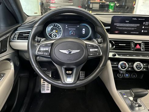 Used 2023 Genesis G70 2.0T w/ Sport Prestige Package RWD image 17